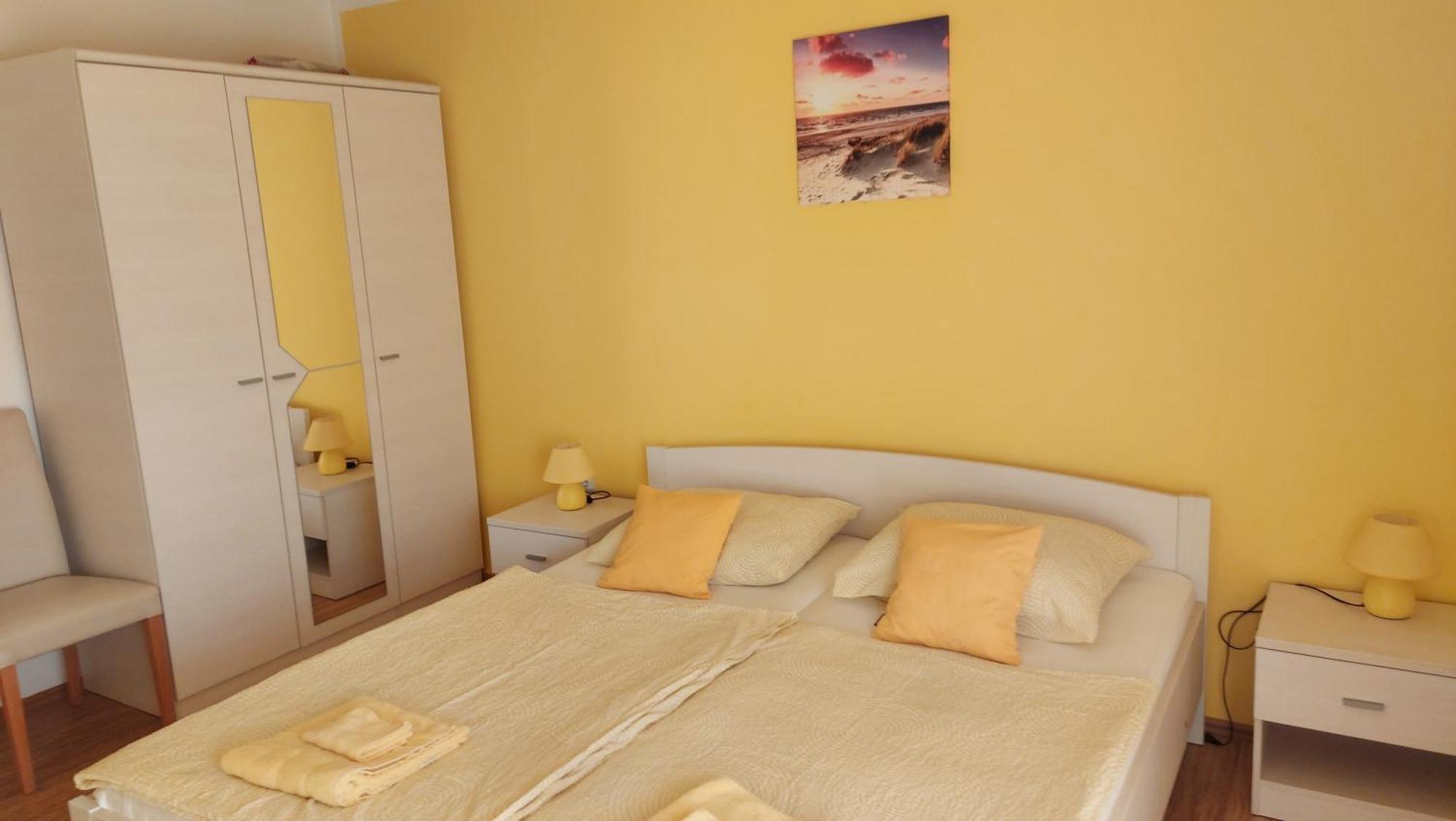 Apartments Kivi Novigrad Istria Quarto foto